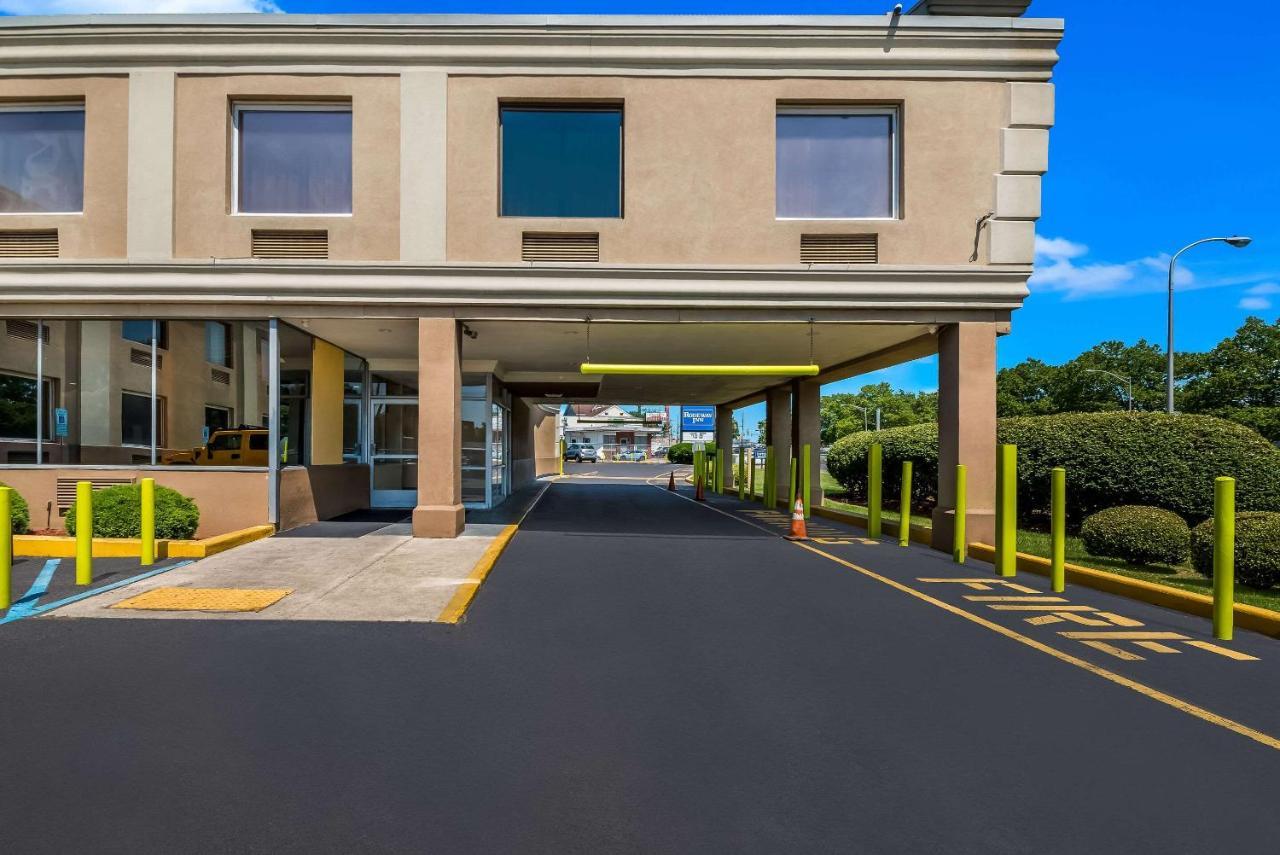 Rodeway Inn Philadelphia Exterior photo
