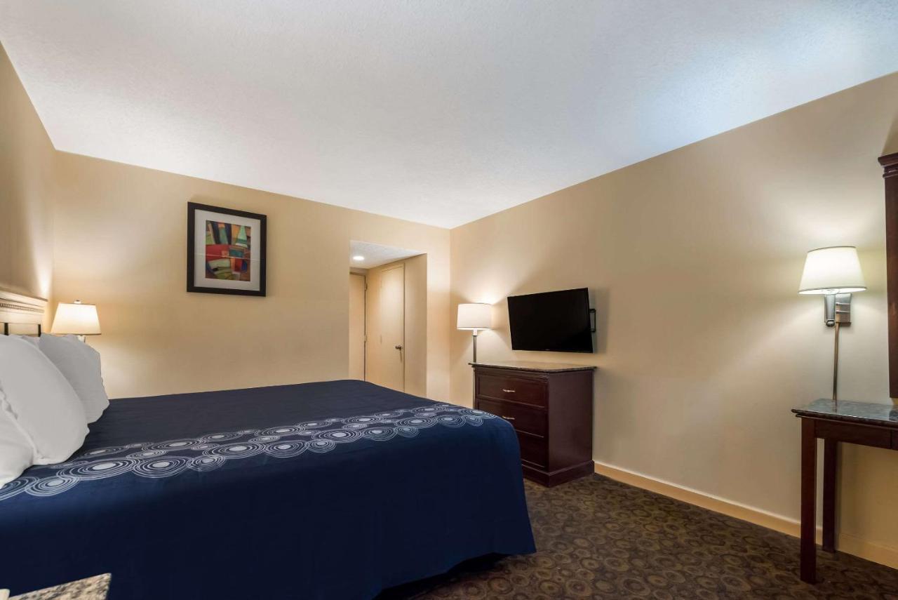 Rodeway Inn Philadelphia Exterior photo