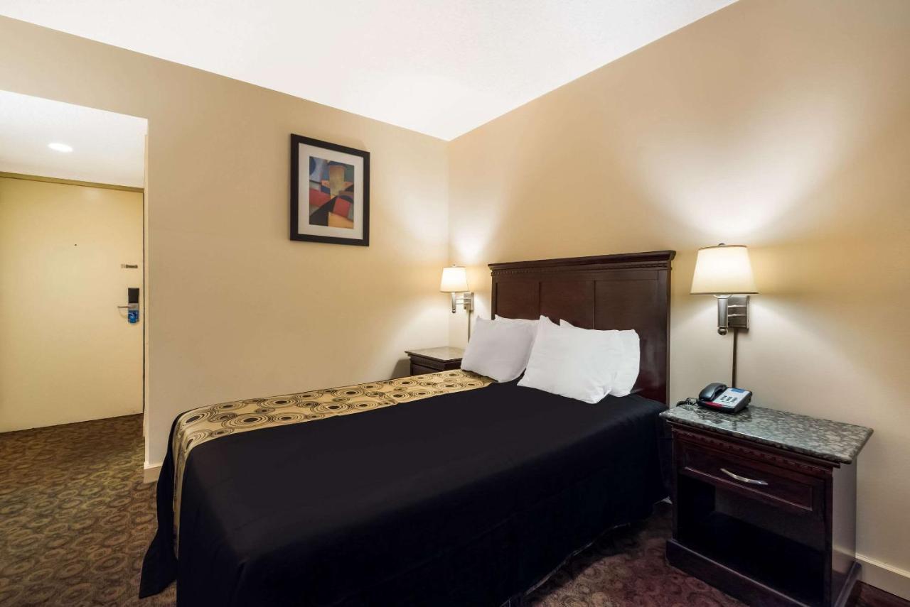 Rodeway Inn Philadelphia Exterior photo