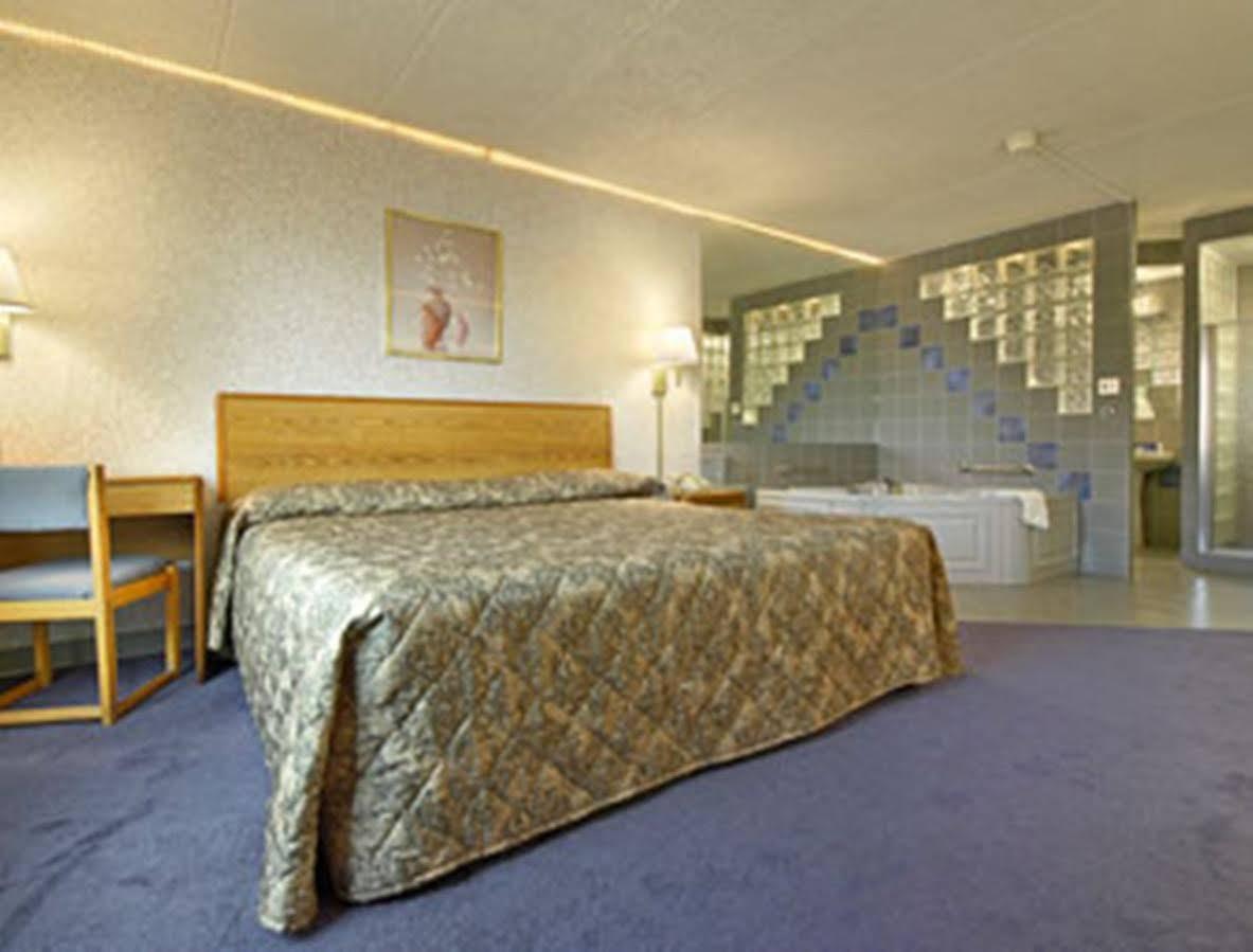 Rodeway Inn Philadelphia Room photo